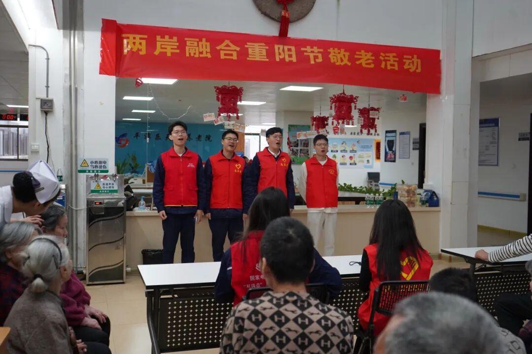 文明文化丨志愿服務走進養老院 情暖重陽護安康